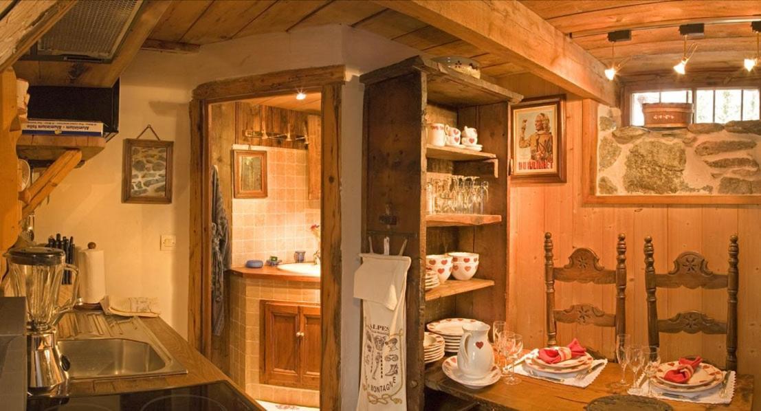 Hotel Les Chalets De Philippe Avec Jacuzzis Privatifs Chamonix Mont Blanc Exterior foto